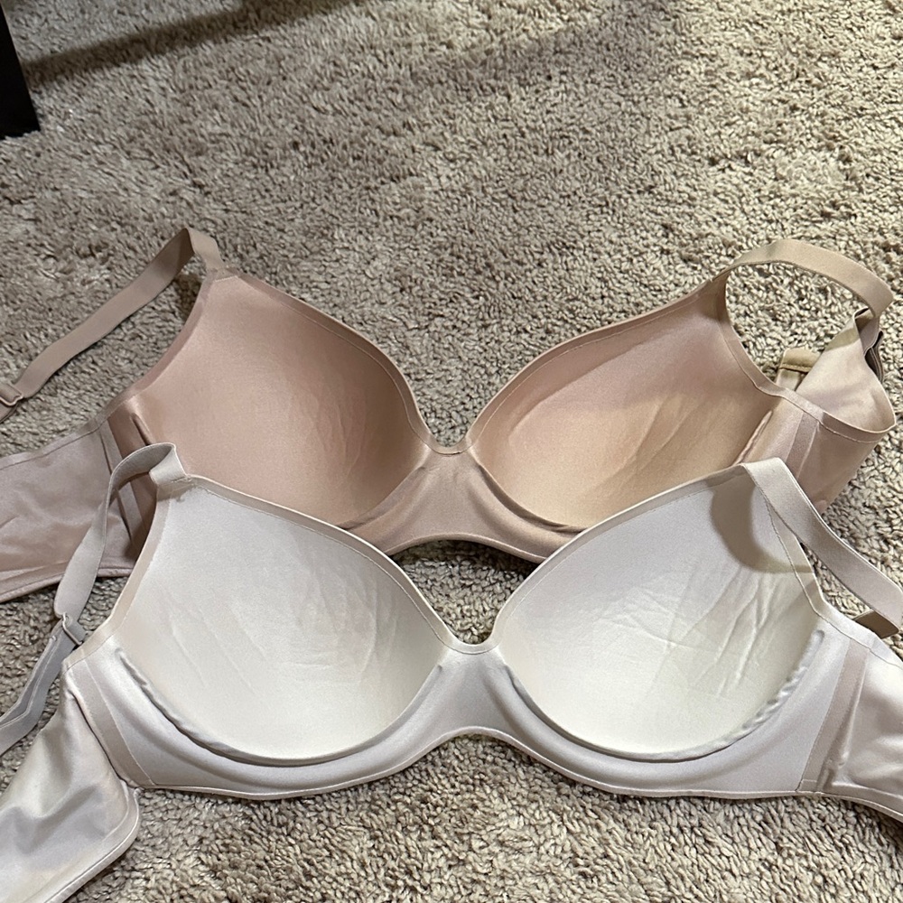 Victoria's Secret Dual-Tone Nude & Ivory T-Shirt Bra - Picture 5 of 7